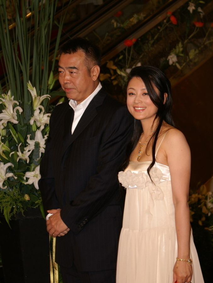 被导演"拍"成老婆的女星(组图)