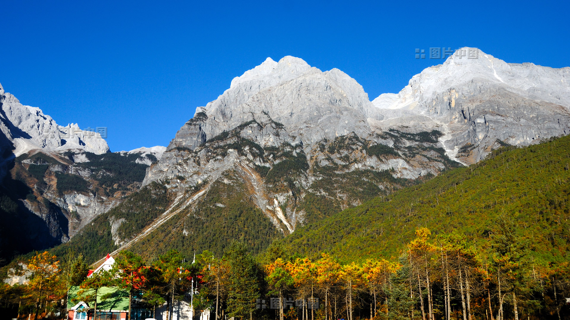 云南丽江的玉龙雪山。中国网图片库 何东平摄影