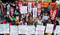 印度輪姦案：無關民主，有關法治
