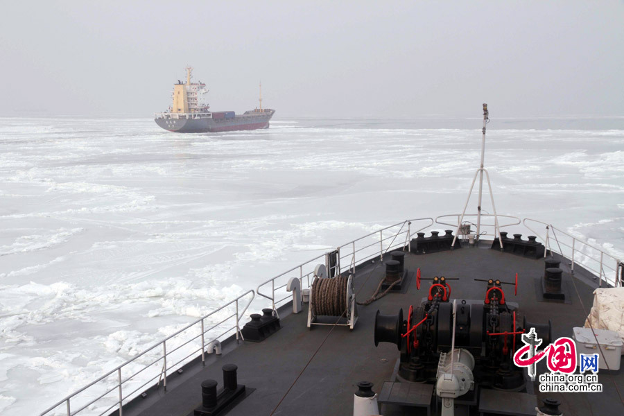 2013年1月22日上午10时，海冰721号经过5天的航行返回秦皇岛港，圆满完成渤海及黄海北部冰情调查任务。