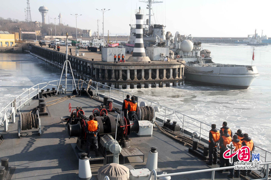 2013年1月22日上午10时，海冰721号经过5天的航行返回秦皇岛港，圆满完成渤海及黄海北部冰情调查任务。