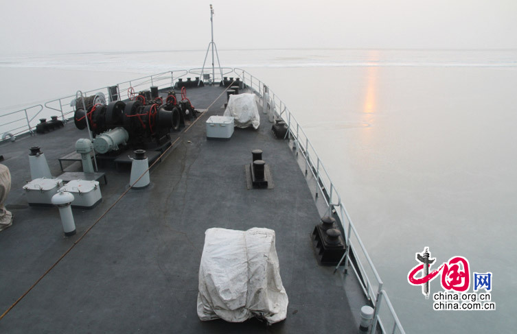 2013年1月22日上午10时，海冰721号经过5天的航行返回秦皇岛港，圆满完成渤海及黄海北部冰情调查任务。