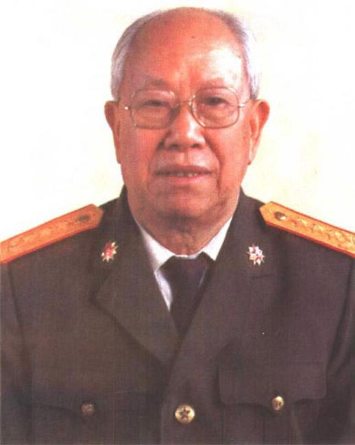 洪学智图片