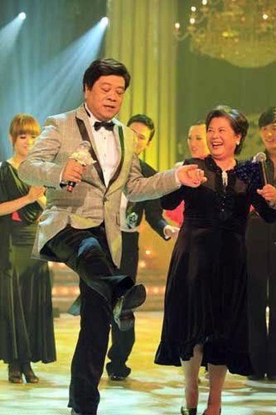 赵忠祥杨澜"老少配"背后秘闻 甘当绿叶成就杨澜