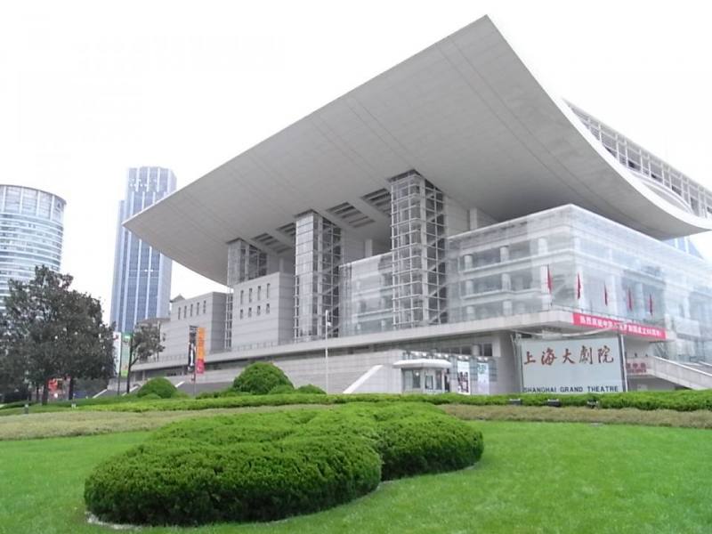 上海大剧院免费开放至13日 每日限一万人