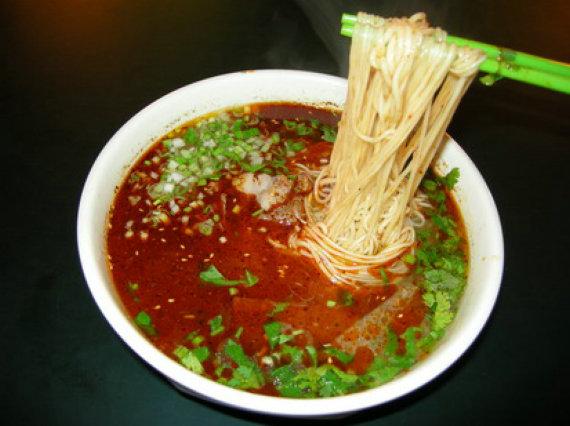 网传“甘肃兰州牛肉面蓬灰超标会致癌”