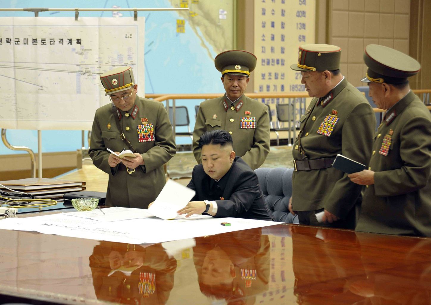 韩国防长宣称实施先发制人打击，朝鲜发出强烈警告