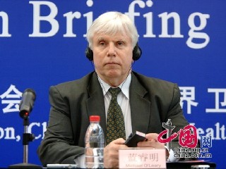 世卫组织驻华代表蓝睿明出席并答记者问。中国网记者 寇莱昂 摄影