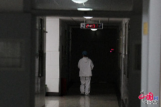 ２０１３年４月２７日，湖南省卫生厅宣布，湖南省确诊首例人感染Ｈ７Ｎ９禽流感病例。此外，湖南还收治１例来自江西省铜鼓县的人感染Ｈ７Ｎ９禽流感确诊病例。 图片来源：CFP