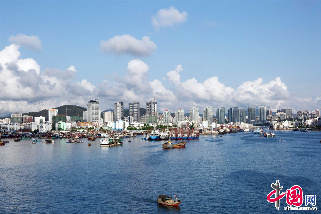 海南三亚凤凰岛风光。中国网图片库 敬海全/摄