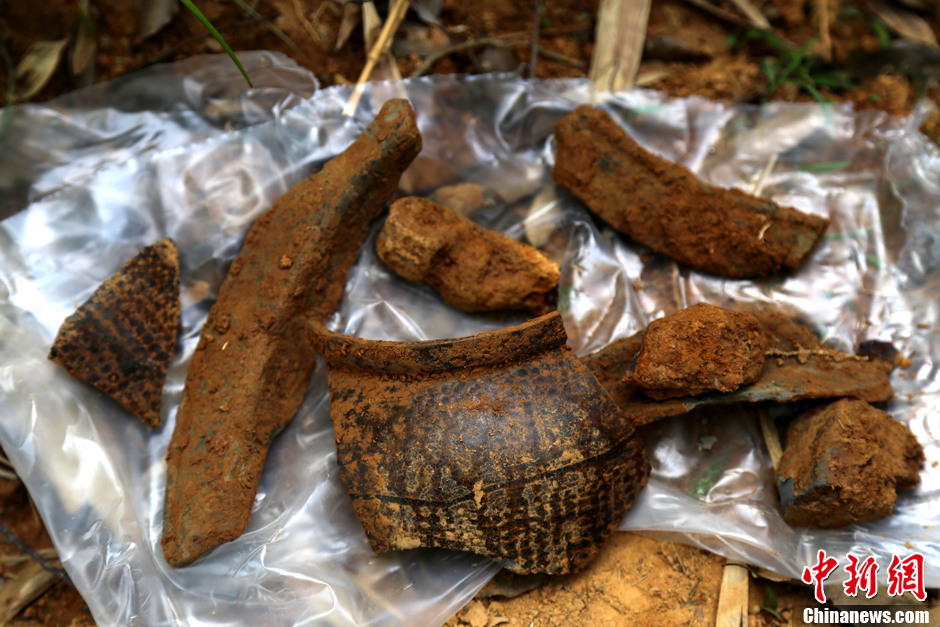 江西共青城发现东汉古葬 