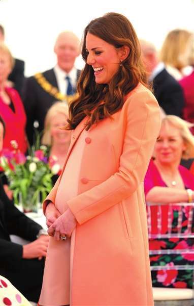英媒称凯特王妃7月13日预产期 或缺席女王庆典