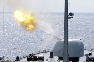 中国海军东海舰队登陆舰全要素登陆作战