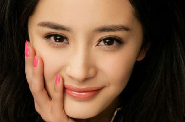 杨幂 妆容 80后 PK 校花 女星 淡妆 刘亦菲 粉底液 神仙姐姐
