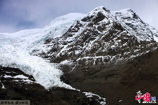 卡若拉冰川。 中国网记者　杨佳　摄影