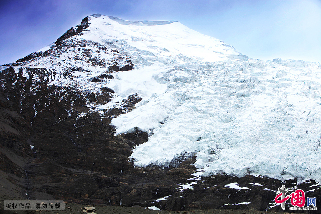卡若拉冰川。 中国网记者　杨佳　摄影
