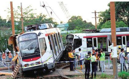 港铁轻轨出轨事故或与超速有关