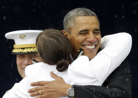 奧巴馬出席美國海軍學院畢業典禮