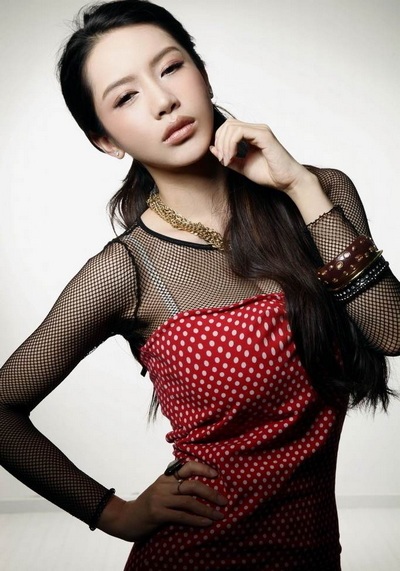 盘点娱乐圈靠绯闻博上位的<em>男女</em>明星 - <em>结婚</em>资讯