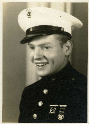 美国大兵琼斯1944年在太平洋战争中阵亡。