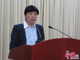 国家卫生和计划生育委员会副主任崔丽发表讲话。     中国网记者  裴希婷  摄影