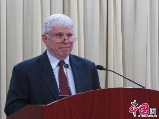 世界卫生组织驻华代表蓝睿明发表讲话。   中国网记者 裴希婷 摄影