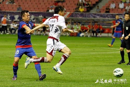 上海国际足球邀请赛 朱骏首发打满全场