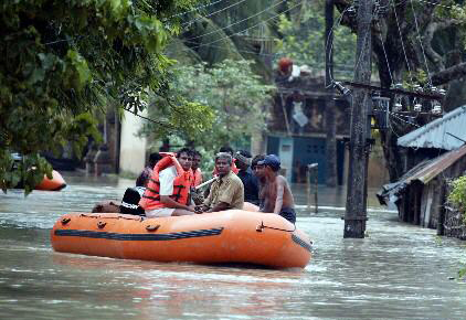 印北部遭遇暴雨洪灾已致至少550人遇难