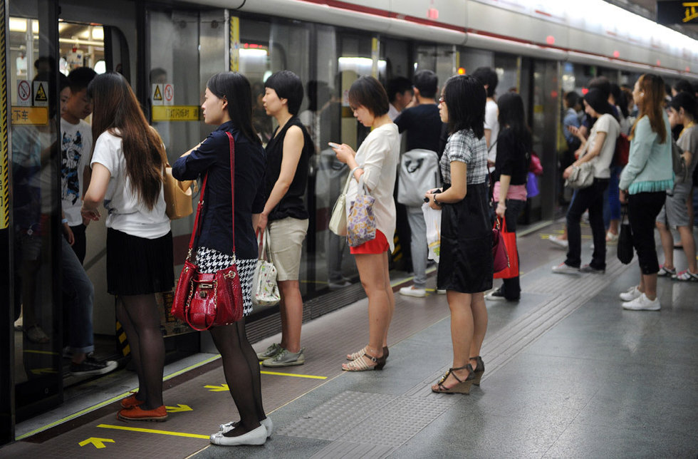 上海:地铁便衣抓色狼+全面提高安检等级