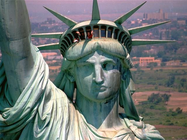 自由女神像美国独立日当天重新开放