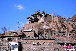 黑龙庙是碛口商人唱“愿戏”的重要场所。中国网图片库  丁卫/摄