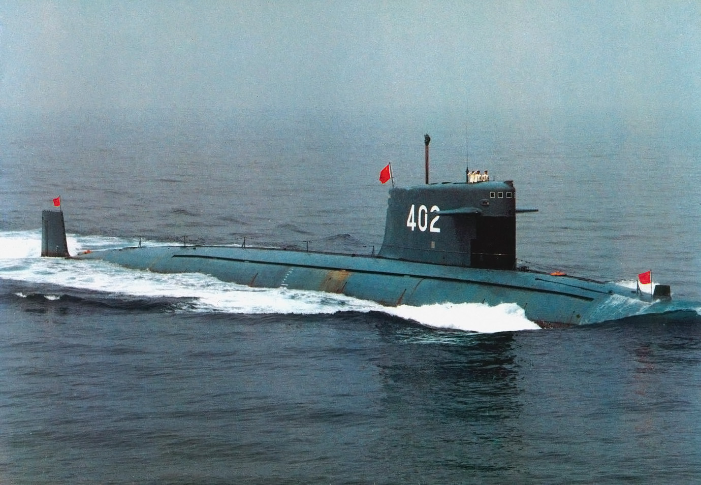 韩国首次公开潜艇演练场面