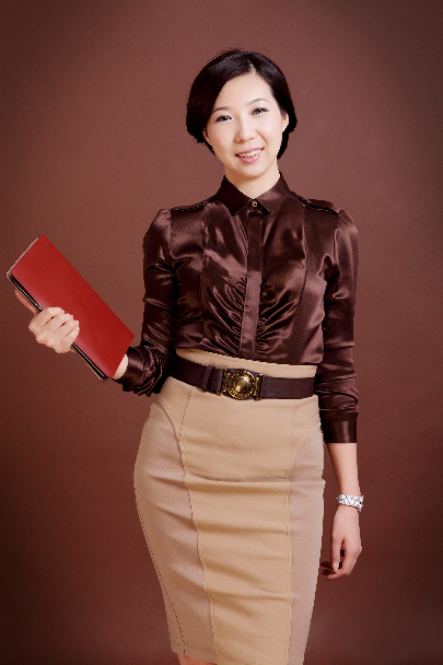 秦丽萍:律政佳人在"实战"中的美丽蜕变