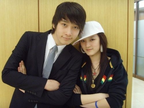屌丝逆袭!韩偶像<em>团体</em>出道前超土<em>照片</em>盘点(图)_