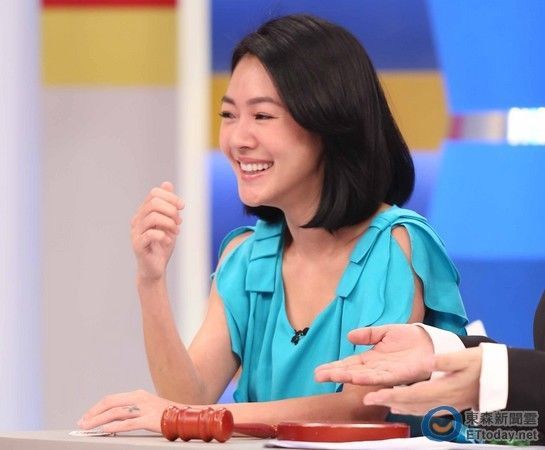 小s面包门图片