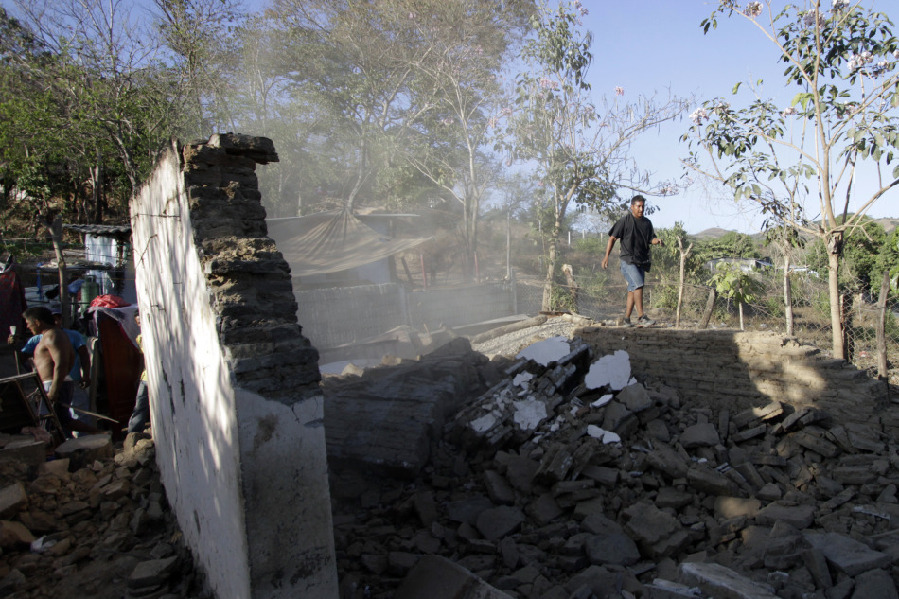 墨西哥南部发生6.2级地震