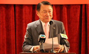 邱维廉：根在中国 爱在中国