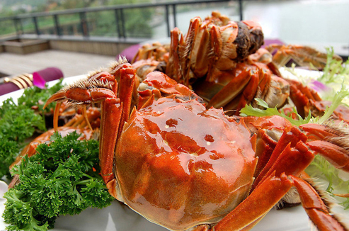 网售德国大闸蟹被叫停 本土螃蟹实惠正当时