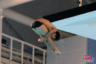 中国网沈阳9月1日讯 (记者 董宁)今日全运会跳水项目完美收官，来自四川的运动员邱波夺得男子十米跳台冠军。让我们来一起欣赏比赛中的精彩瞬间。中国网 董宁/摄