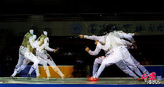 第十二届全运会击剑比赛精彩瞬间。中国网记者董宁/摄