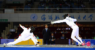 第十二届全运会击剑比赛精彩瞬间。中国网记者董宁/摄