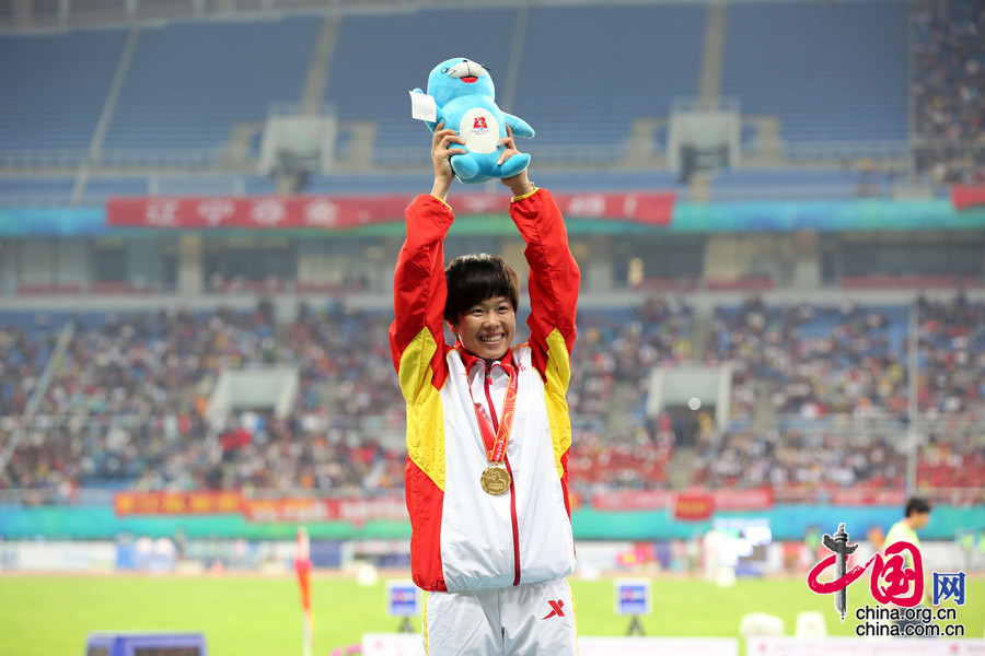广东吴水娇获十二运女子100米栏冠军