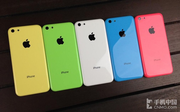 蘋果發佈iPhone 5c和5s兩款iPhone新品，這兩款産品將於9月20日開賣