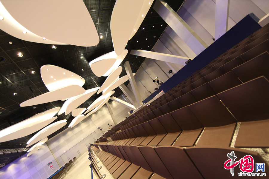夏季达沃斯举办地国际会议中心内部。 中国网记者 寇莱昂摄影