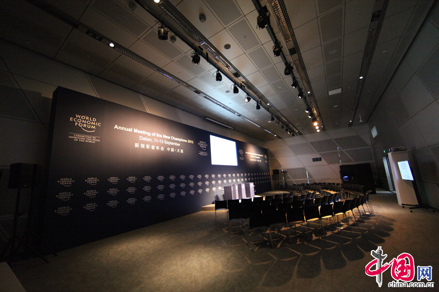 夏季达沃斯举办地国际会议中心内部。 中国网记者 寇莱昂摄影