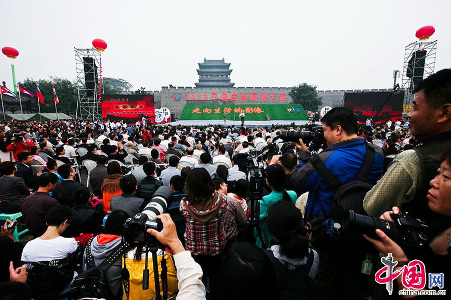 2013年平遙國際攝影節開展儀式現場。中國網記者 鄭亮攝