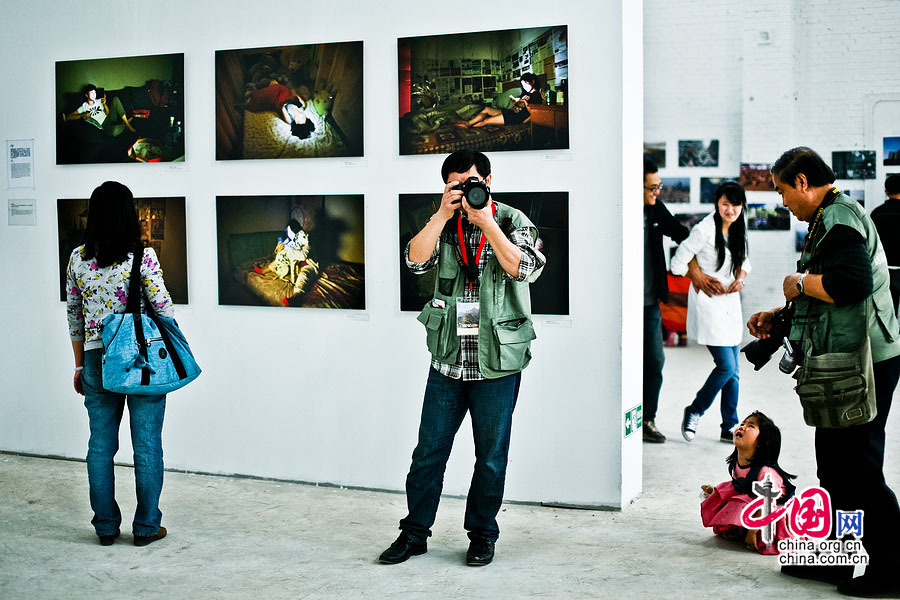 领略2013平遥国际摄影展风采：柴油机厂展区