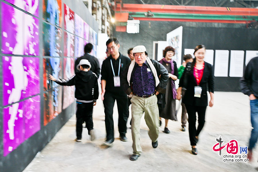 领略2013平遥国际摄影展风采：柴油机厂展区