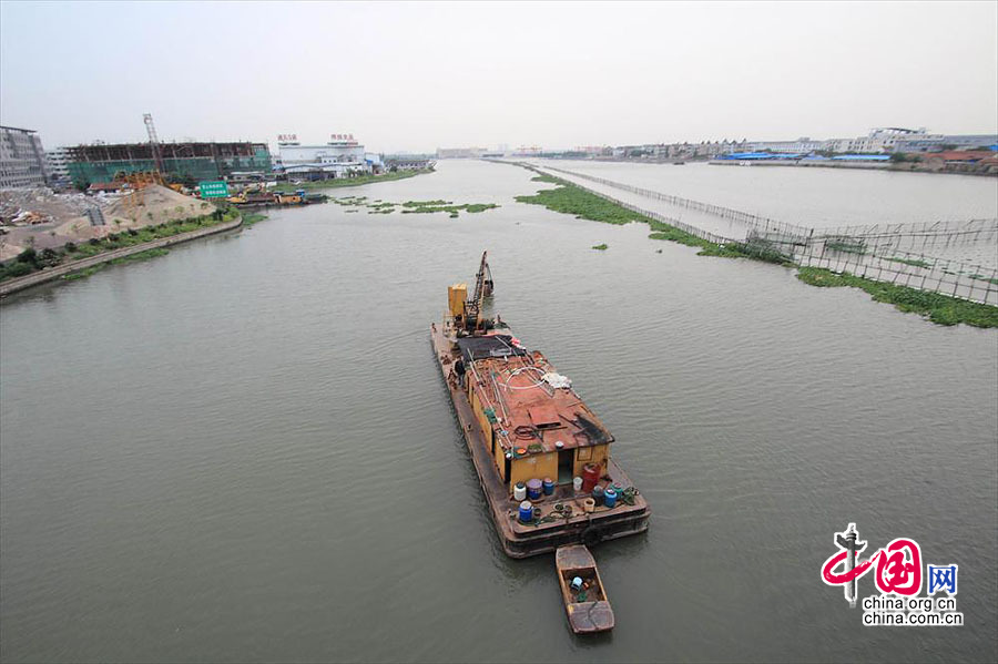 浙江紹興：數百畝水葫蘆頃刻消失 杭甬大運河恢復通航