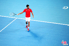 2013中国网球公开赛慈善友谊赛在北京国家网球中心钻石球场举行。中国网记者 熊颖/摄